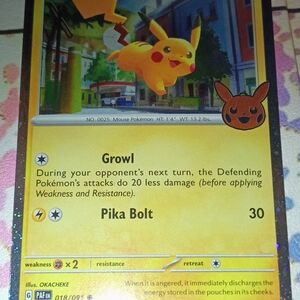 Pikachu Card - Yellow